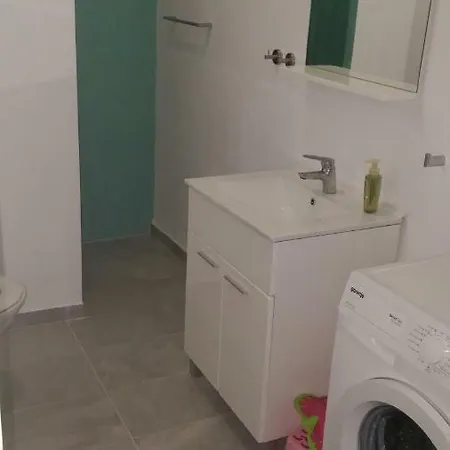 Apartment Family House *