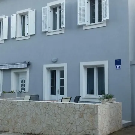 Family House Apartmán