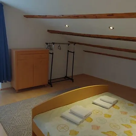 Family House Nerezine